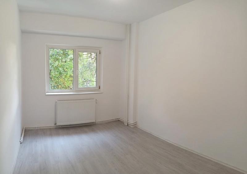 Apartament cu 4 camere în Sebastian