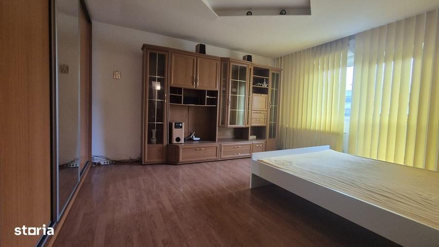 Garsonieră decomandată în Sebastian