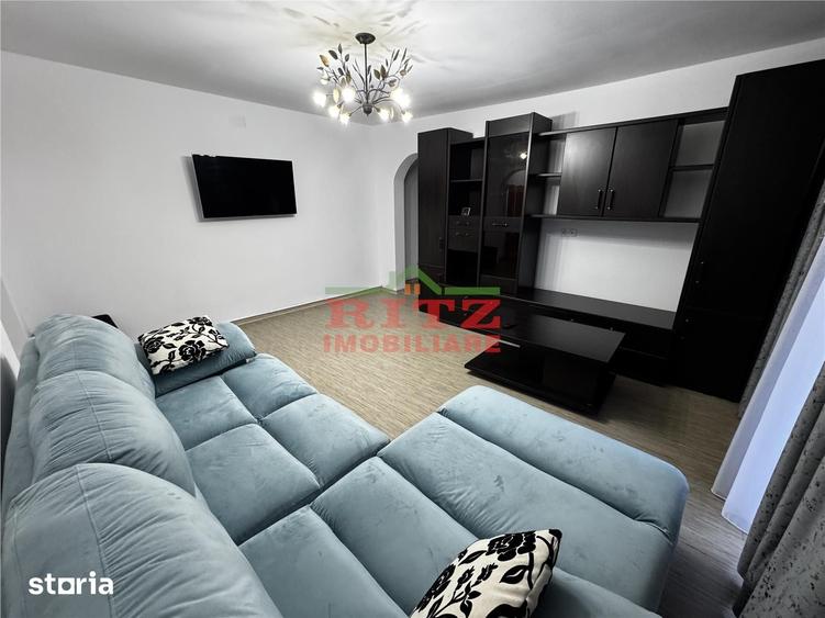 Apartament cu 3 camere semidecomandat în Ultracentral