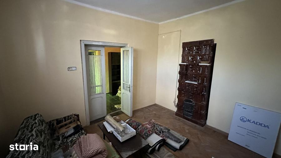 Casă cu 4 camere cu Teren 1524 Mp în Tache