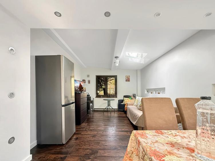 Casă individuală cu 2 camere cu Teren 1500 Mp în Livedea