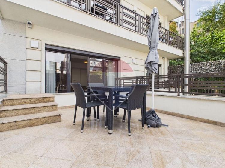 Apartament cu 2 camere decomandat, mobilat în P-ța Romană