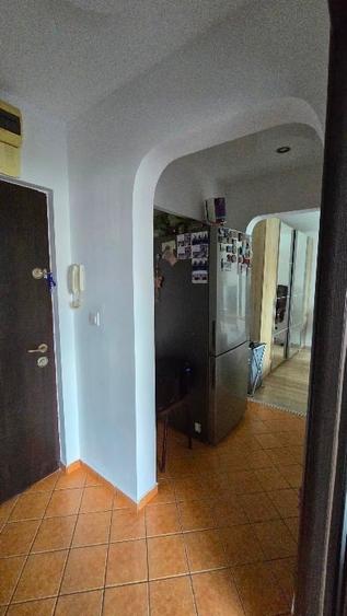 Apartament cu 2 camere decomandat, mobilat în Lujerului