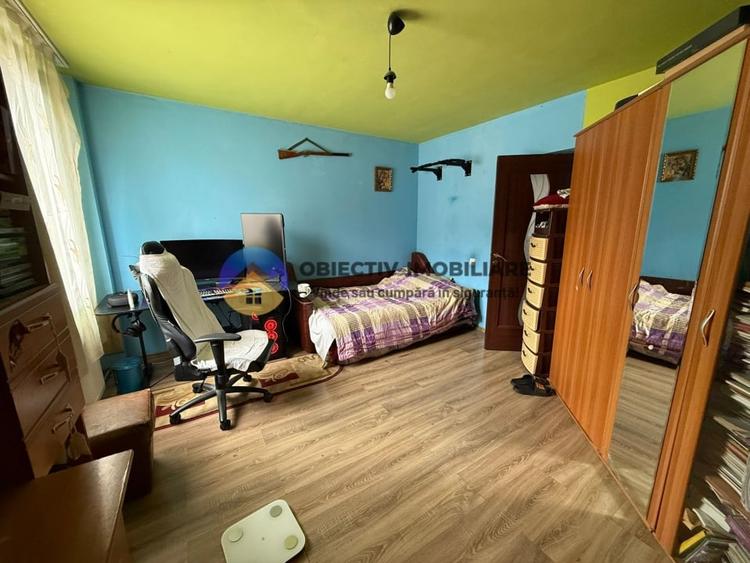 Casă individuală cu 5 camere cu Canalizare în Săvinești