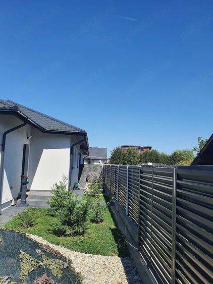 Casă cu 4 camere cu Teren 300 Mp în Domnești