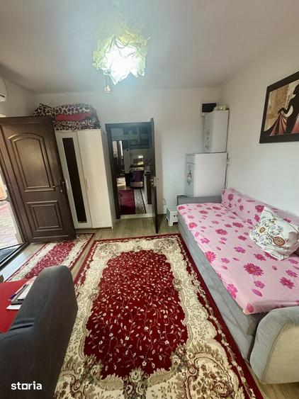 Casă cu 5 camere cu Teren 350 Mp în Central