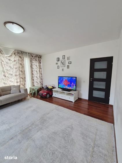 Apartament cu 2 camere decomandat în Dobroești