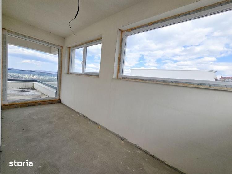 Apartament cu 2 camere semidecomandat în Făget