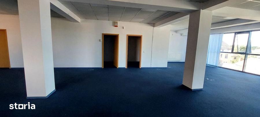Spațiu comercial, de 240 mp, în Calea Dumbrăvii