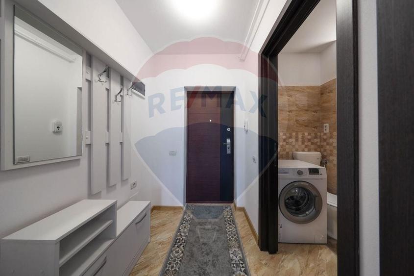 Apartament cu 2 camere semidecomandat în Sânpetru