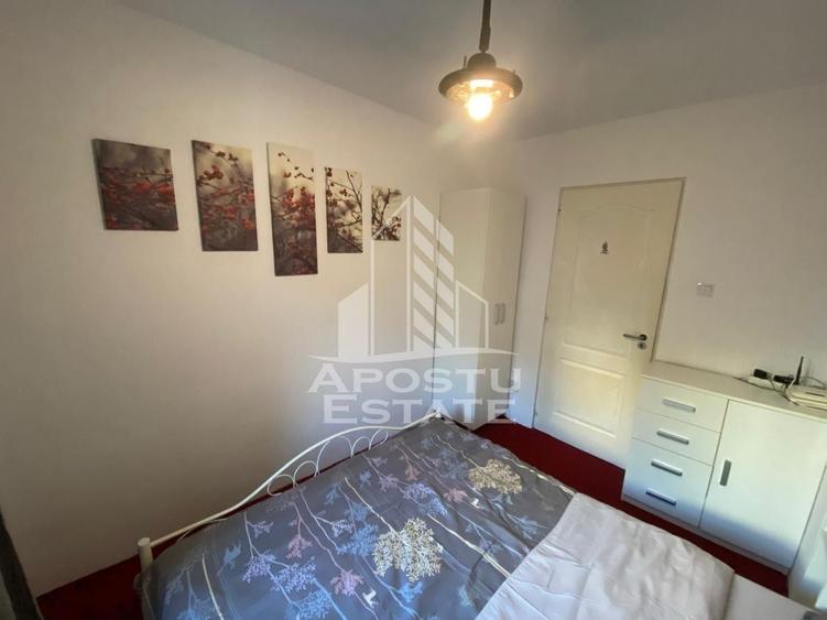 Apartament cu 3 camere semidecomandat, mobilat în Girocului