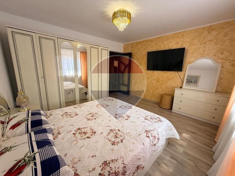 Casă individuală cu 4 camere cu Teren 460 Mp în Brestei