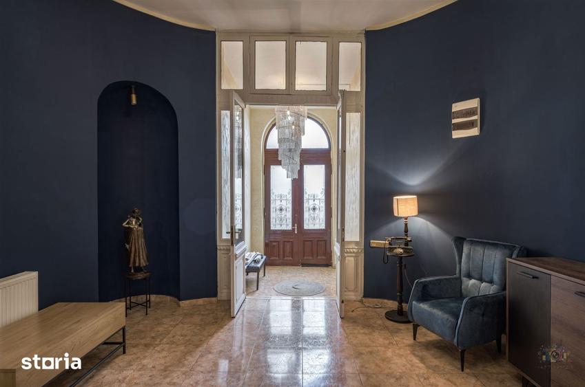 Apartament cu 7 camere în Centrul Civic