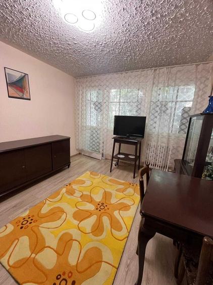 Apartament cu 2 camere decomandat în Progresul