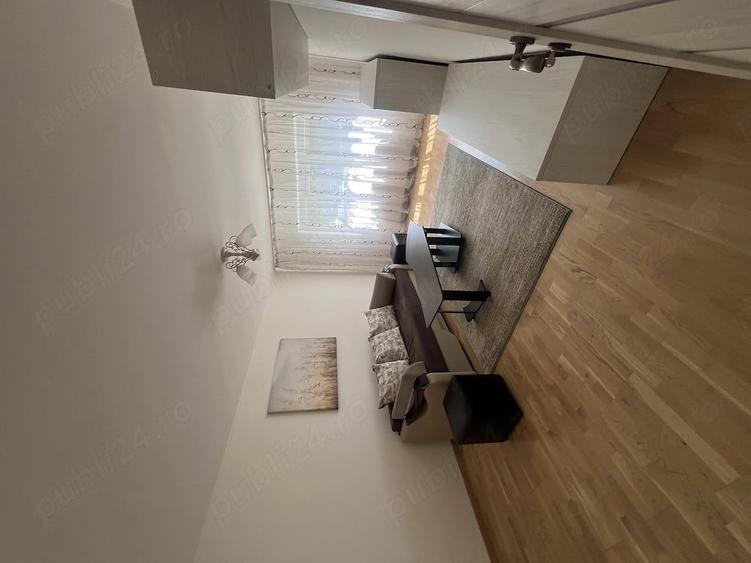 Apartament cu 3 camere decomandat în Griviței
