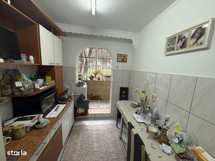 Apartament cu 3 camere decomandat în Tomis Nord