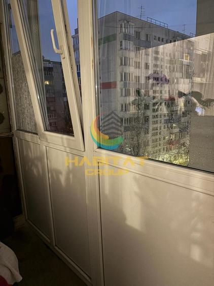Apartament cu 3 camere decomandat, mobilat în Tineretului