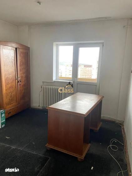 Apartament cu 3 camere decomandat în Aurel Vlaicu