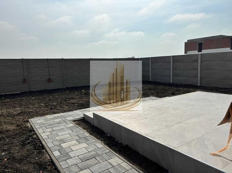 Duplex cu 5 camere cu Canalizare în Săcălaz
