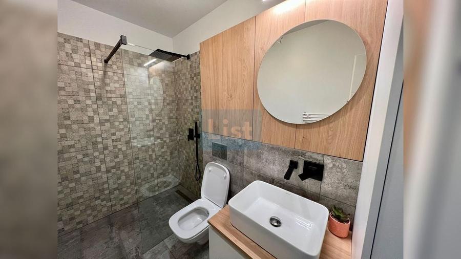Apartament cu 2 camere semidecomandat, mobilat în Gheorgheni