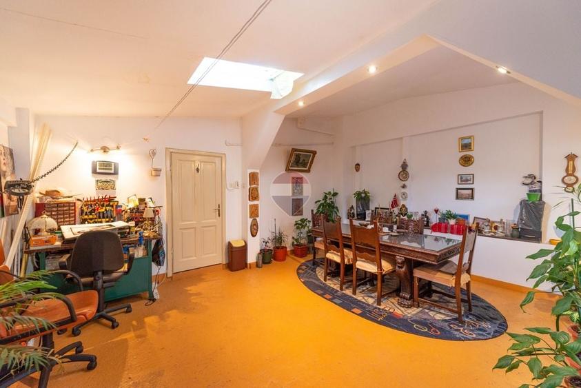 Casă cu 4 camere cu Teren 244 Mp în Domenii
