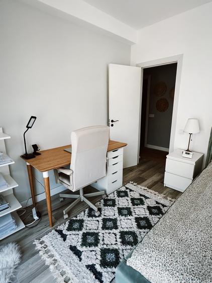 Apartament cu 3 camere decomandat, mobilat în Florești