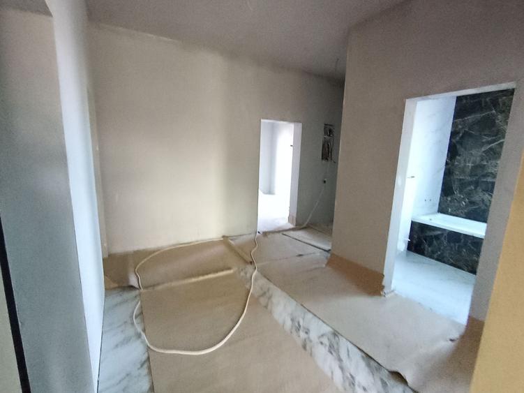 Casă individuală cu 4 camere cu Canalizare în Sânandrei