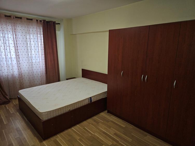 Dr.Taberei-Ghencea-Stadion Steaua-4/10-mobilat,480 €-contract ANAF-fara animale - 1