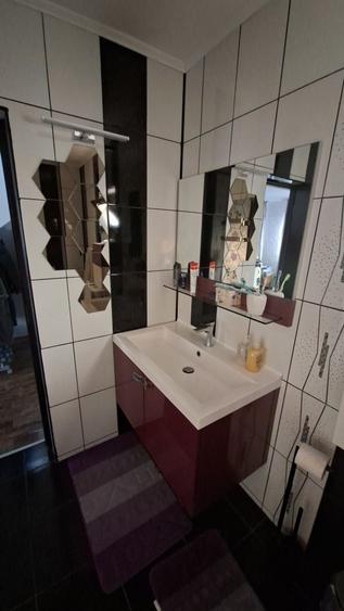Casă cu 3 camere în Mânăstioara