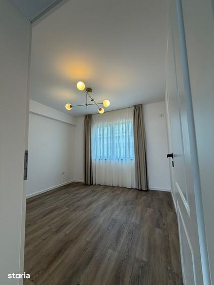Casă cu 4 camere decomandat cu Teren 450 Mp în Central