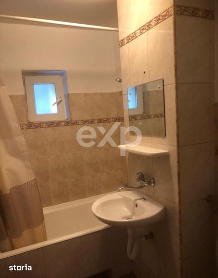 Apartament cu 3 camere decomandat în Zorilor