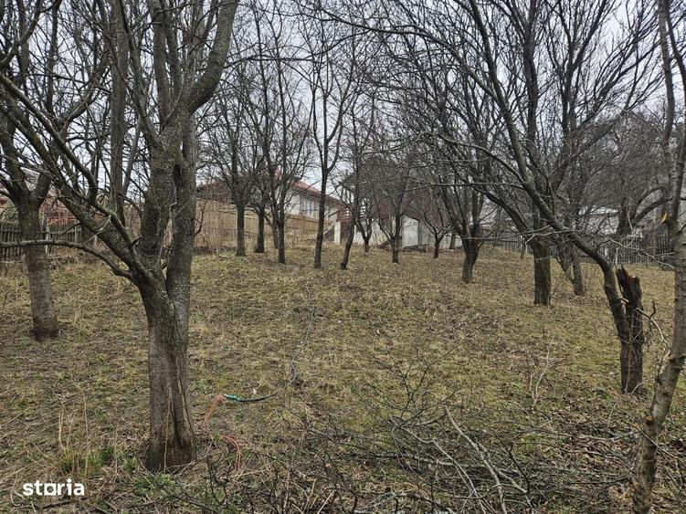 Casă cu 4 camere în Ghioșești