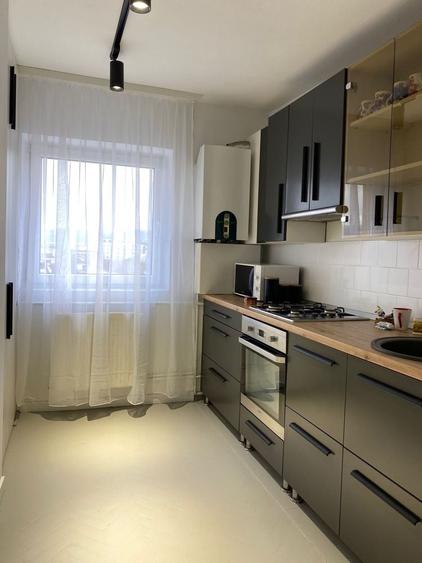 Apartament cu 3 camere în Mărăști