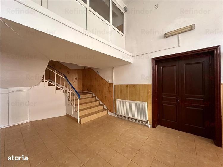 Casă cu Teren 629 Mp în Tineretului