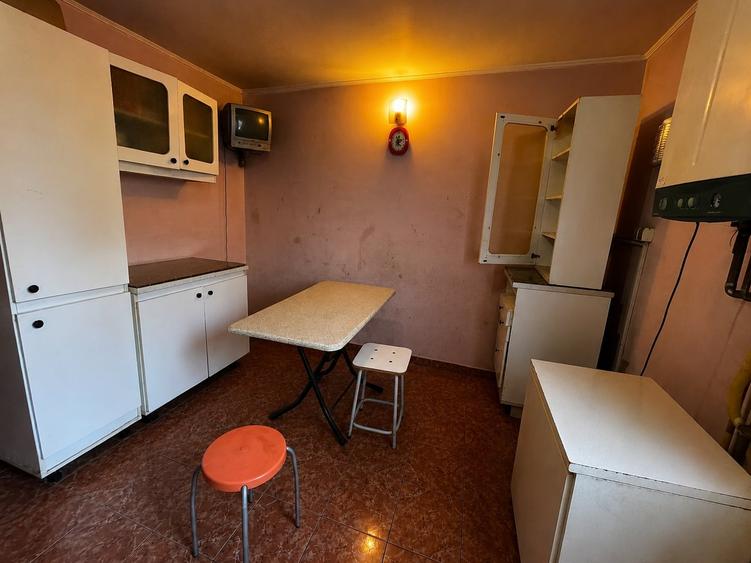 Apartament cu 2 camere decomandat în Arcu