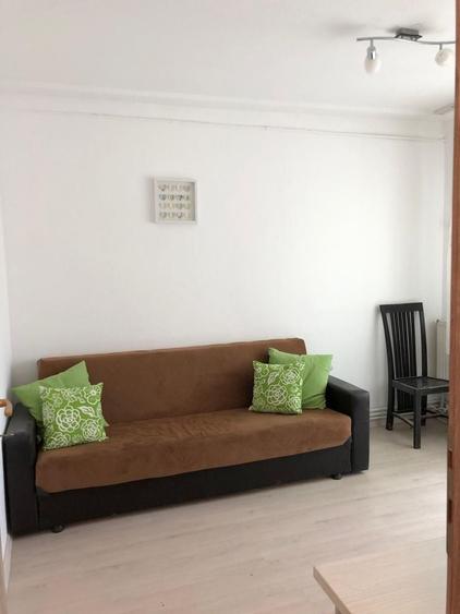 Apartament cu 2 camere decomandat în Olimpia-Stadion