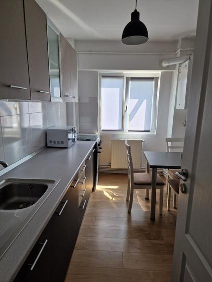 Apartament cu 2 camere decomandat, mobilat în Centrul Civic