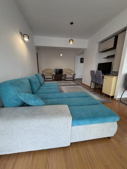 Apartament cu 2 camere semidecomandat, mobilat în Plopilor