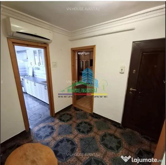 Apartament cu 2 camere decomandat în Central