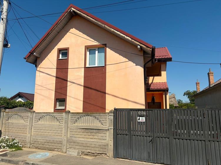 Casă cu 4 camere în Exterior Vest