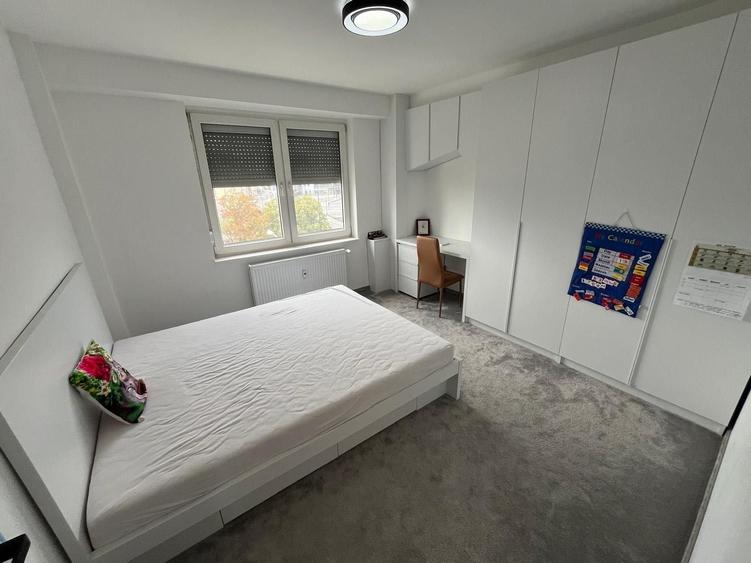 Apartament cu 4 camere decomandat în Centru Civic