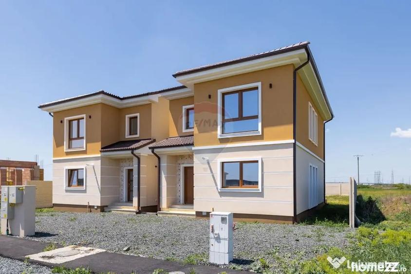 Casă cu 4 camere cu Teren 400 Mp în Vladimirescu