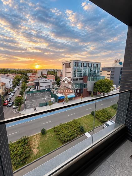 Apartament cu 2 camere decomandat în Faleza Nord