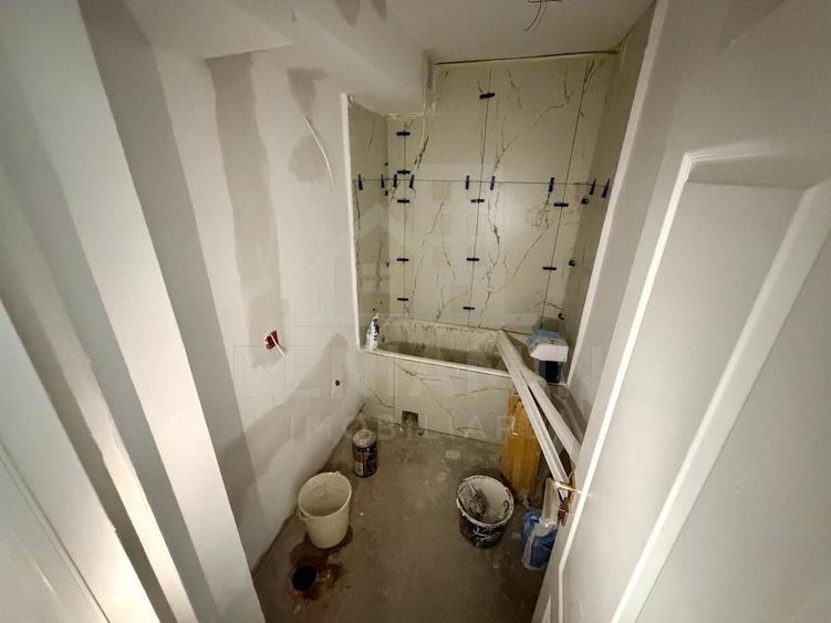 Apartament cu 3 camere decomandat în Ultracentral