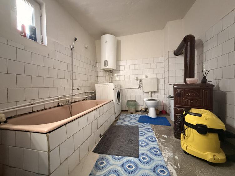 Casă individuală cu 3 camere cu Canalizare în Blașcovici