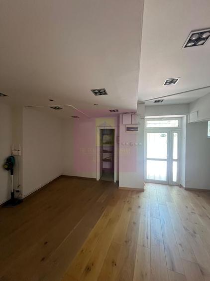 Spațiu comercial, de 78.790000915527 mp, în Unirii