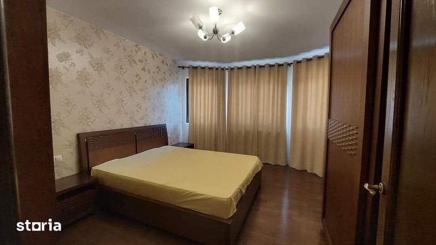 Casă cu 5 camere cu Teren 400 Mp în Miroslava