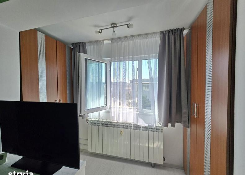 Apartament cu 2 camere decomandat, mobilat în Micro 17