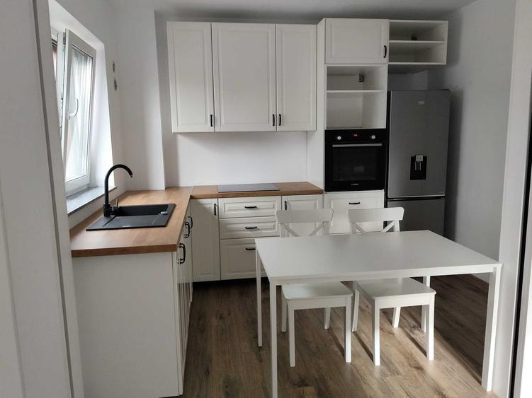 Apartament cu 2 camere decomandat în Avantgarden