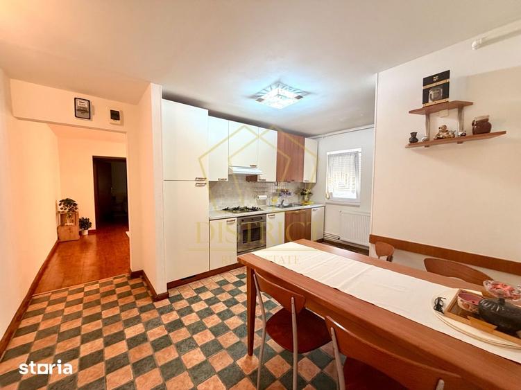 Apartament cu 3 camere semidecomandat, mobilat în Olimpia-Stadion